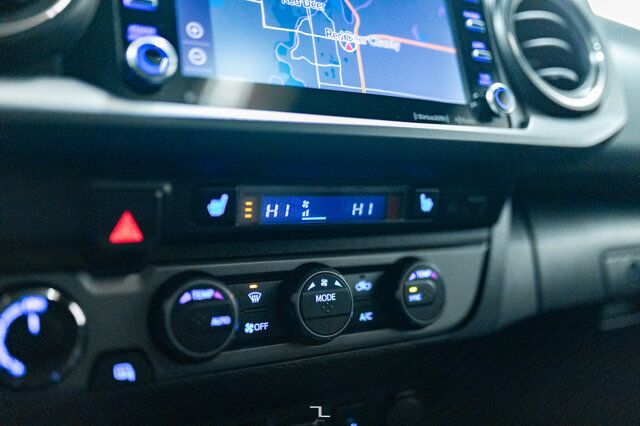 2022 Toyota Tacoma 4x4 Double Cab TRD Sport Leather Roof Nav Red Deer AB