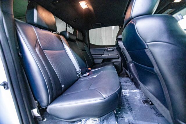 2022 Toyota Tacoma 4x4 Double Cab TRD Sport Leather Roof Nav Red Deer AB