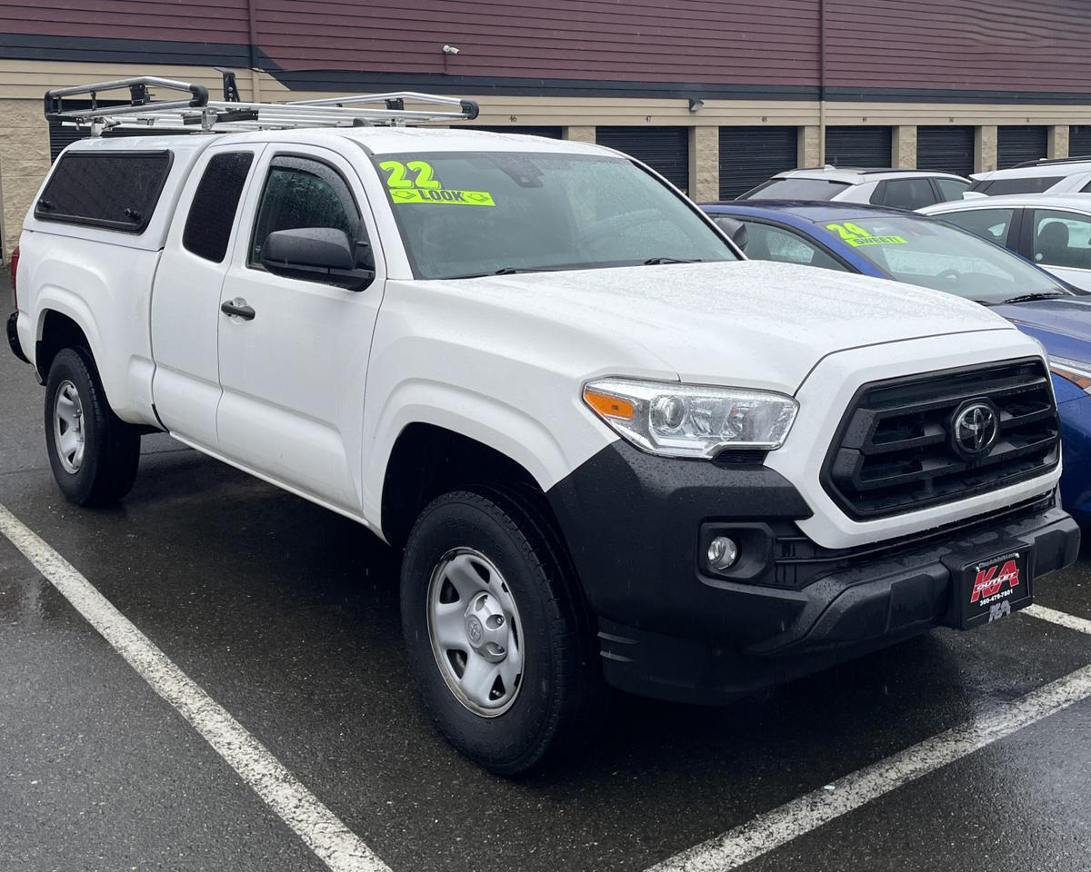 2022 Toyota Tacoma Access Cab SR Pickup 4D 6 ft