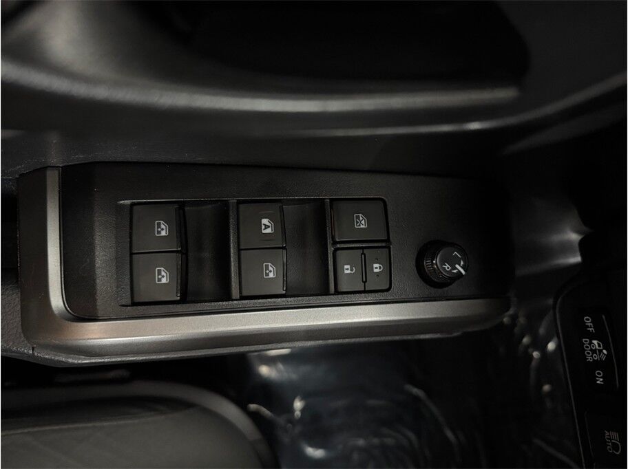 2022 Toyota Tacoma Double Cab SR5 Pickup 4D 5 ft Folsom CA