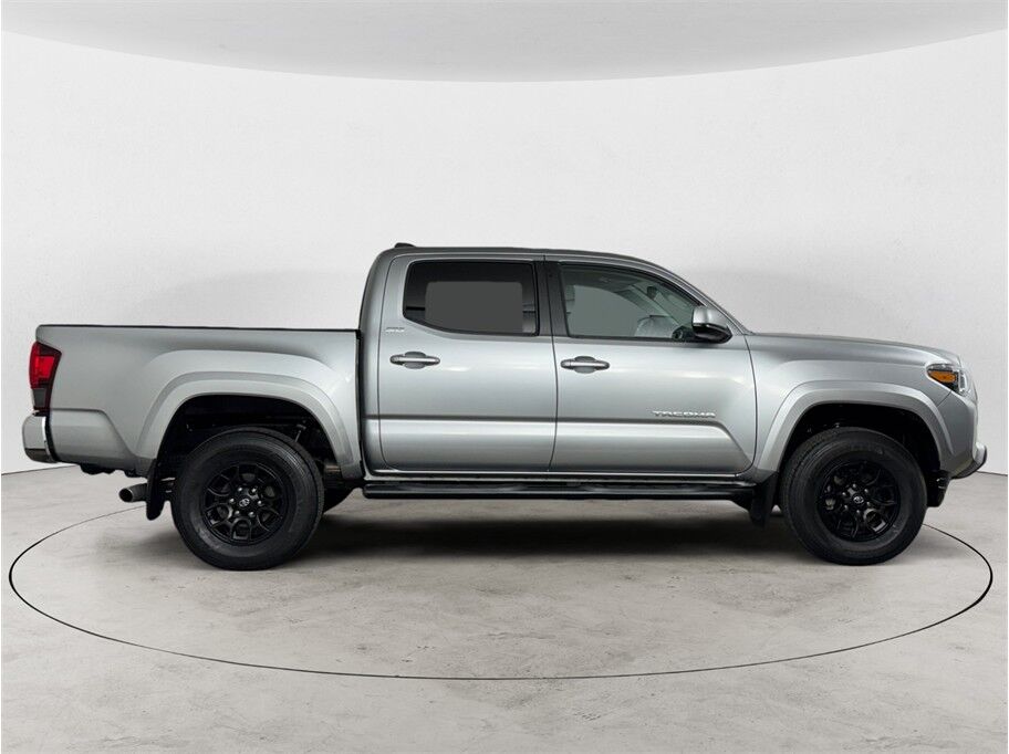 2022 Toyota Tacoma Double Cab SR5 Pickup 4D 5 ft Folsom CA