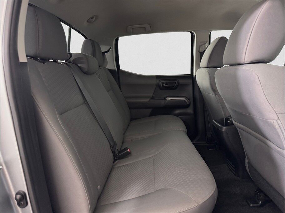 2022 Toyota Tacoma Double Cab SR5 Pickup 4D 5 ft Folsom CA