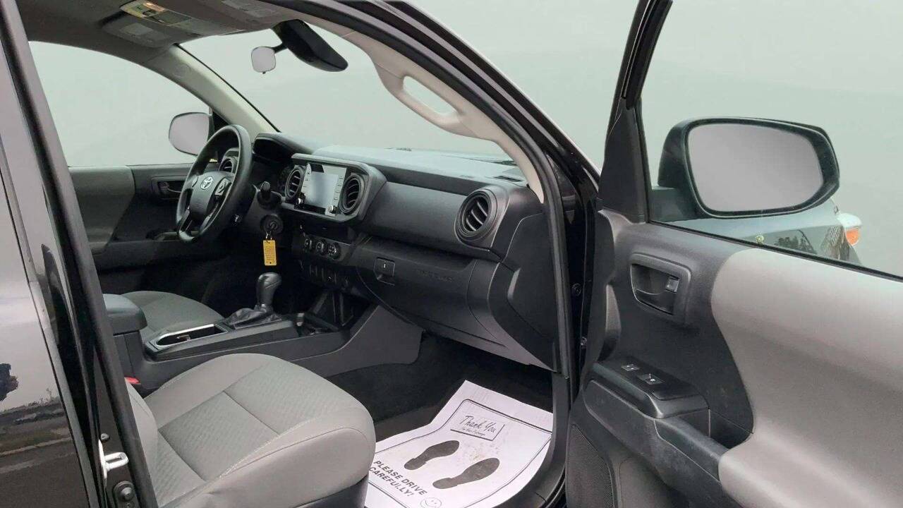2022 Toyota Tacoma SR 4x2 4dr Double Cab 5.0 ft SB Chesterfield MI