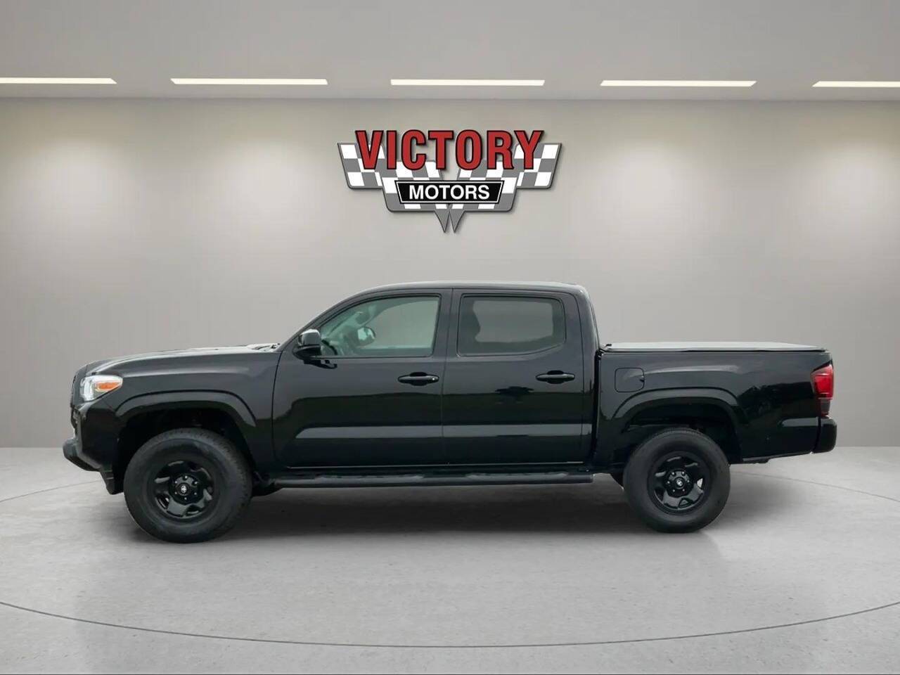2022 Toyota Tacoma SR 4x2 4dr Double Cab 5.0 ft SB Chesterfield MI