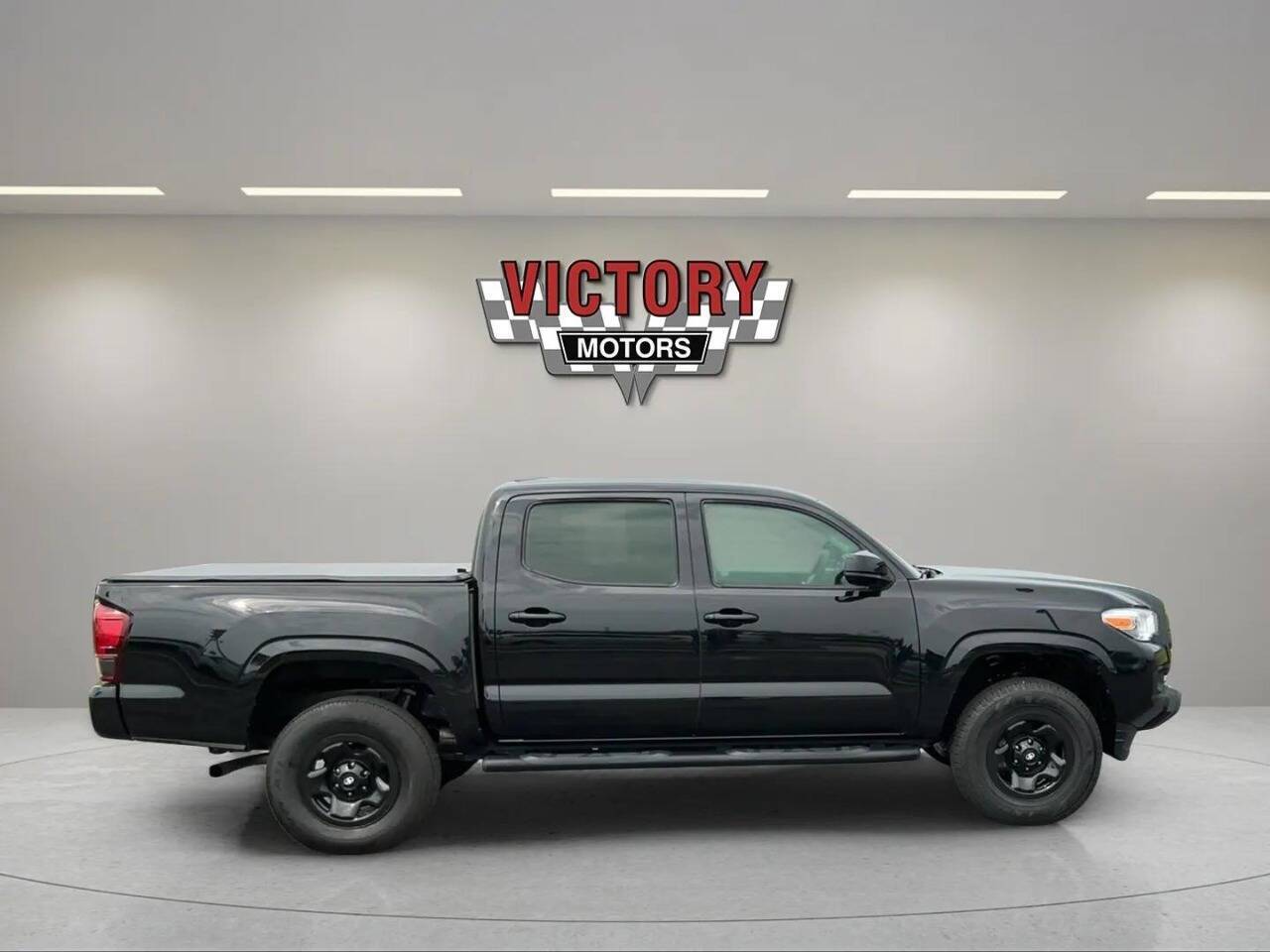 2022 Toyota Tacoma SR 4x2 4dr Double Cab 5.0 ft SB Chesterfield MI