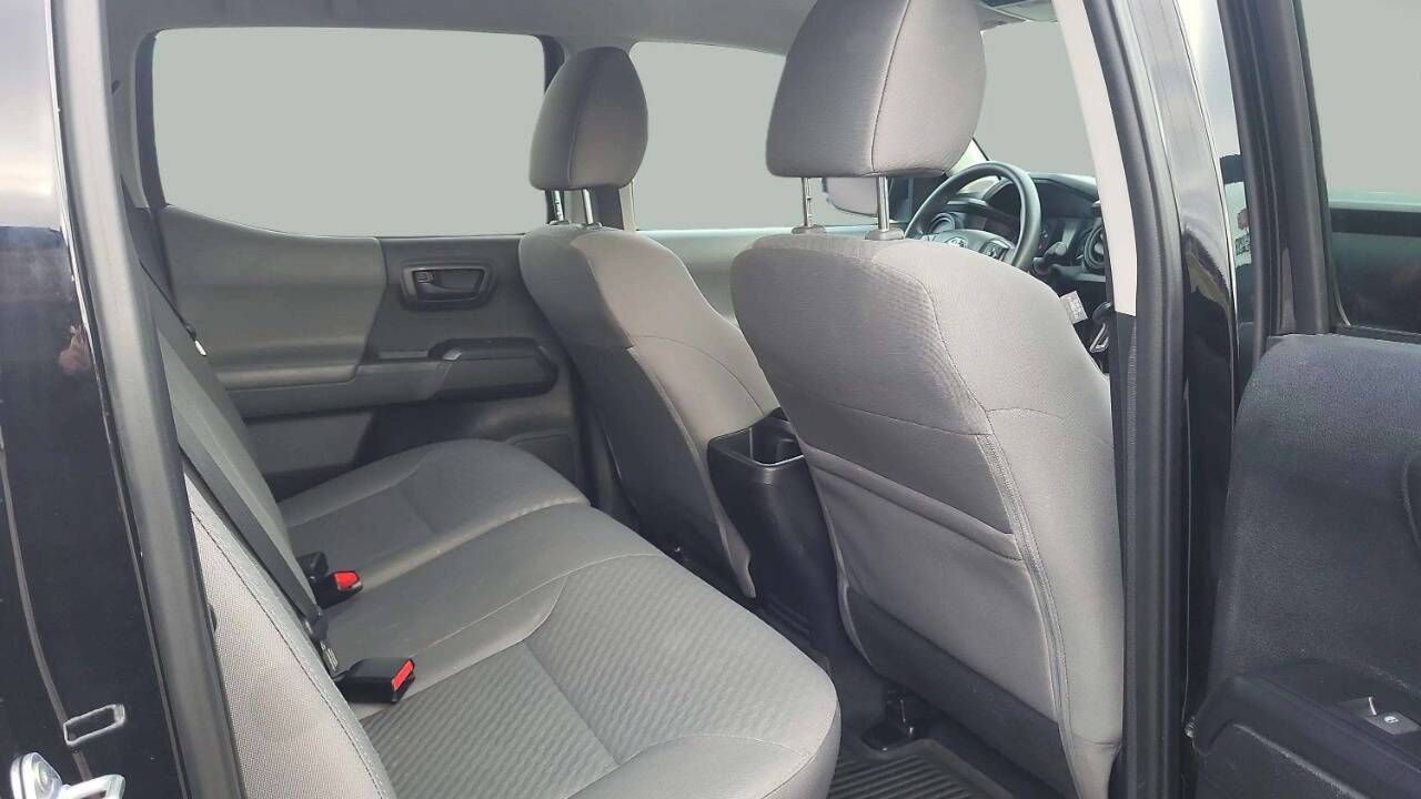 2022 Toyota Tacoma SR 4x2 4dr Double Cab 5.0 ft SB Chesterfield MI