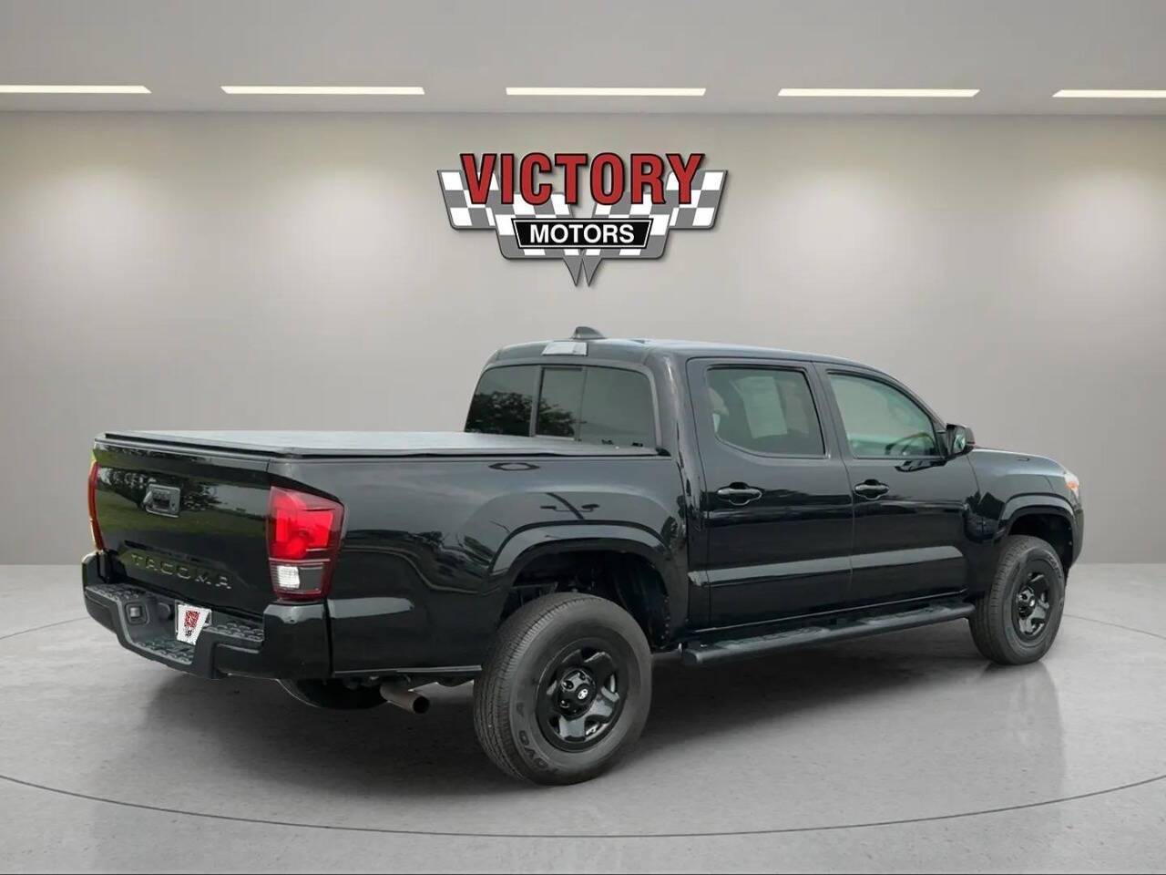 2022 Toyota Tacoma SR 4x2 4dr Double Cab 5.0 ft SB Chesterfield MI