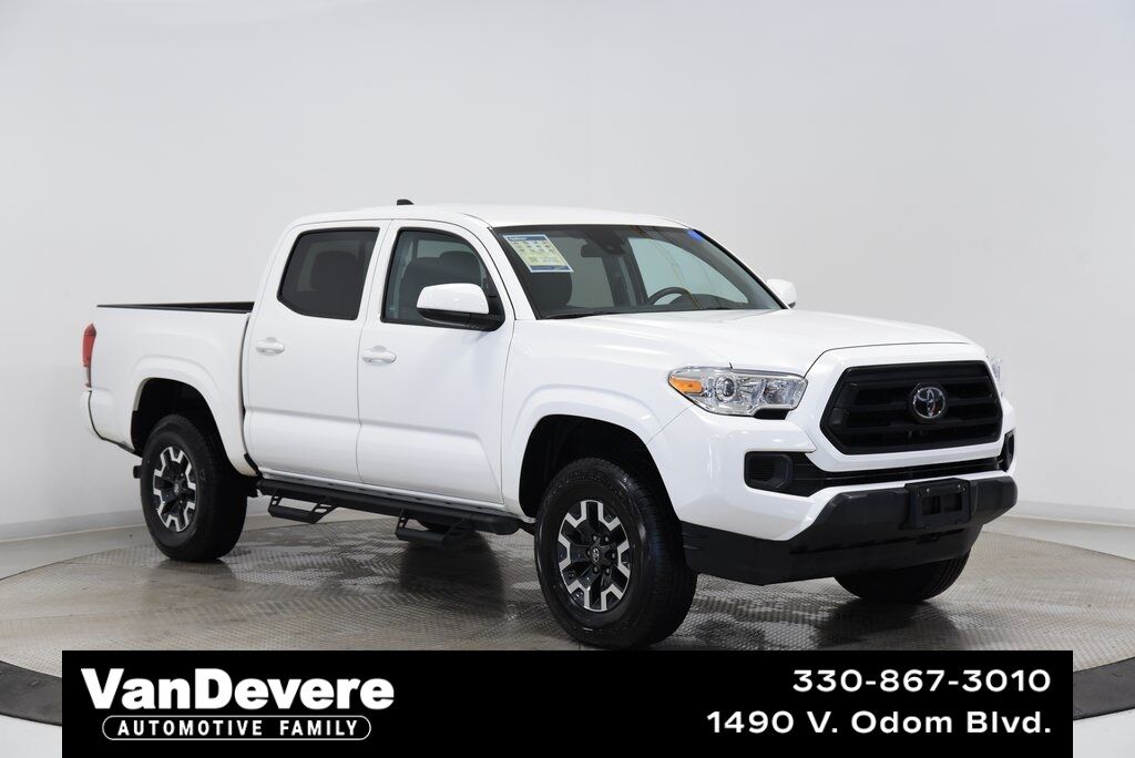 2022 Toyota Tacoma SR Akron