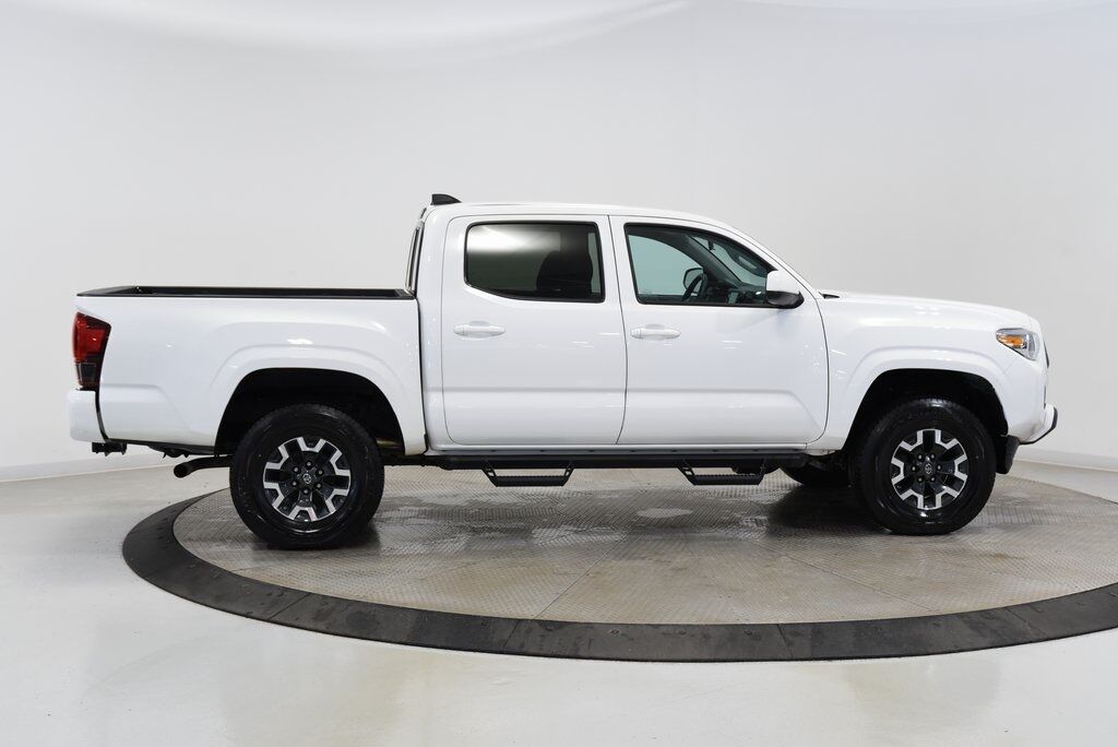2022 Toyota Tacoma SR Akron