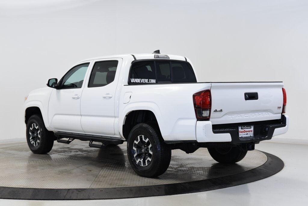 2022 Toyota Tacoma SR Akron