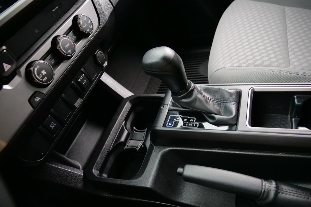 2022 Toyota Tacoma SR / CarPlay / Adaptive Cruise Control! Lincolnton NC