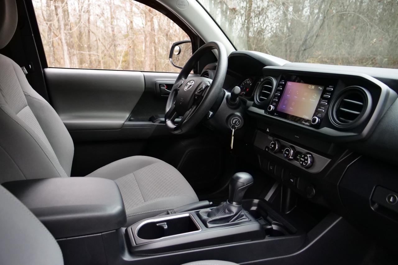 2022 Toyota Tacoma SR / CarPlay / Adaptive Cruise Control! Lincolnton NC