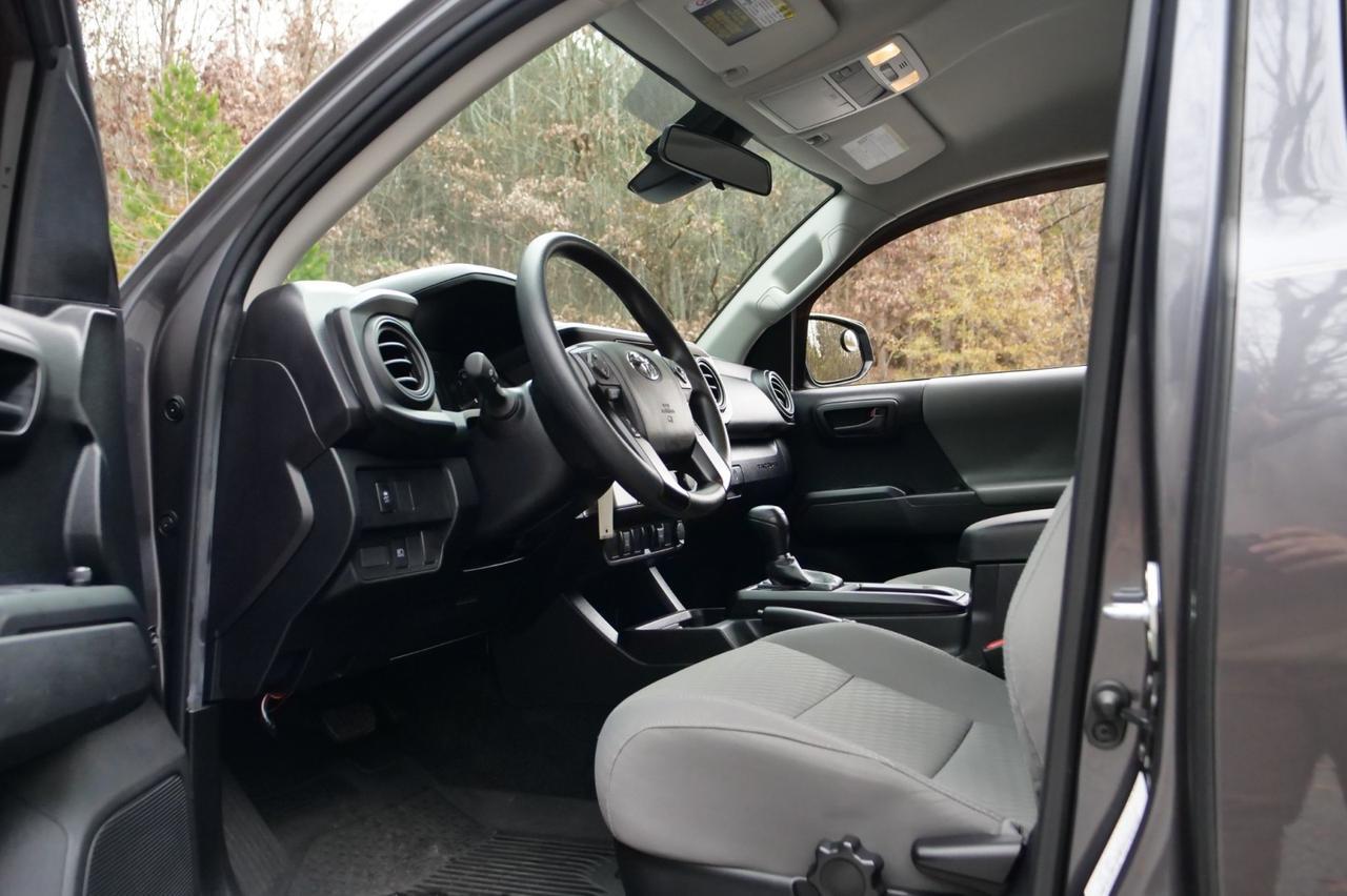 2022 Toyota Tacoma SR / CarPlay / Adaptive Cruise Control! Lincolnton NC