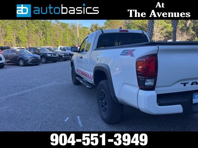 2022 Toyota Tacoma SR