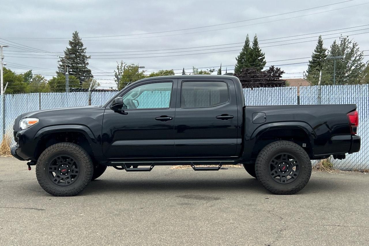 2022 Toyota Tacoma SR