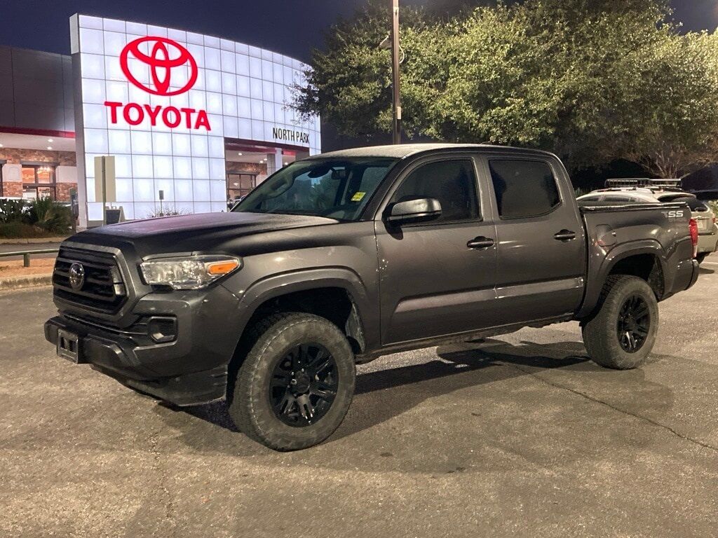 2022 Toyota Tacoma SR