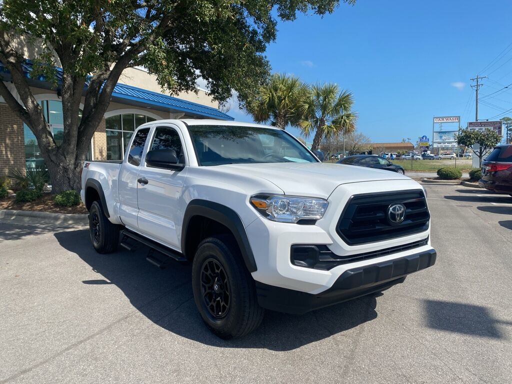 2022 Toyota Tacoma SR