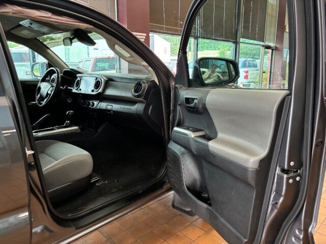 2022 Toyota Tacoma SR5 Medium Bed Charlotte NC