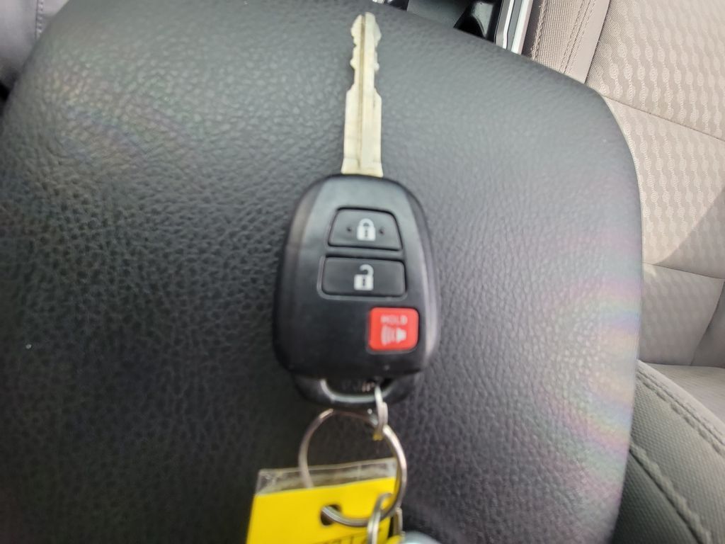 2022 Toyota Tacoma SR5 North Attleboro MA