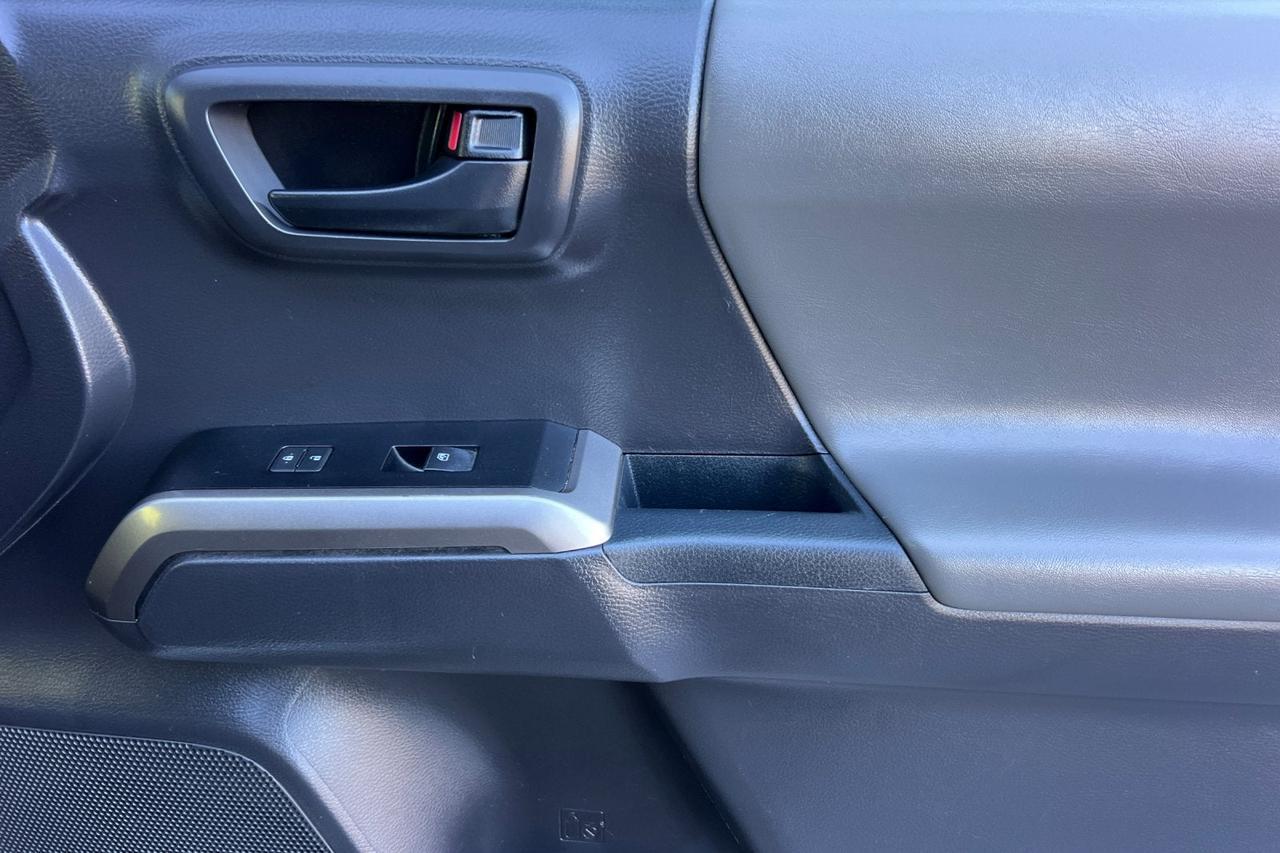 2022 Toyota Tacoma SR5 Roseville CA