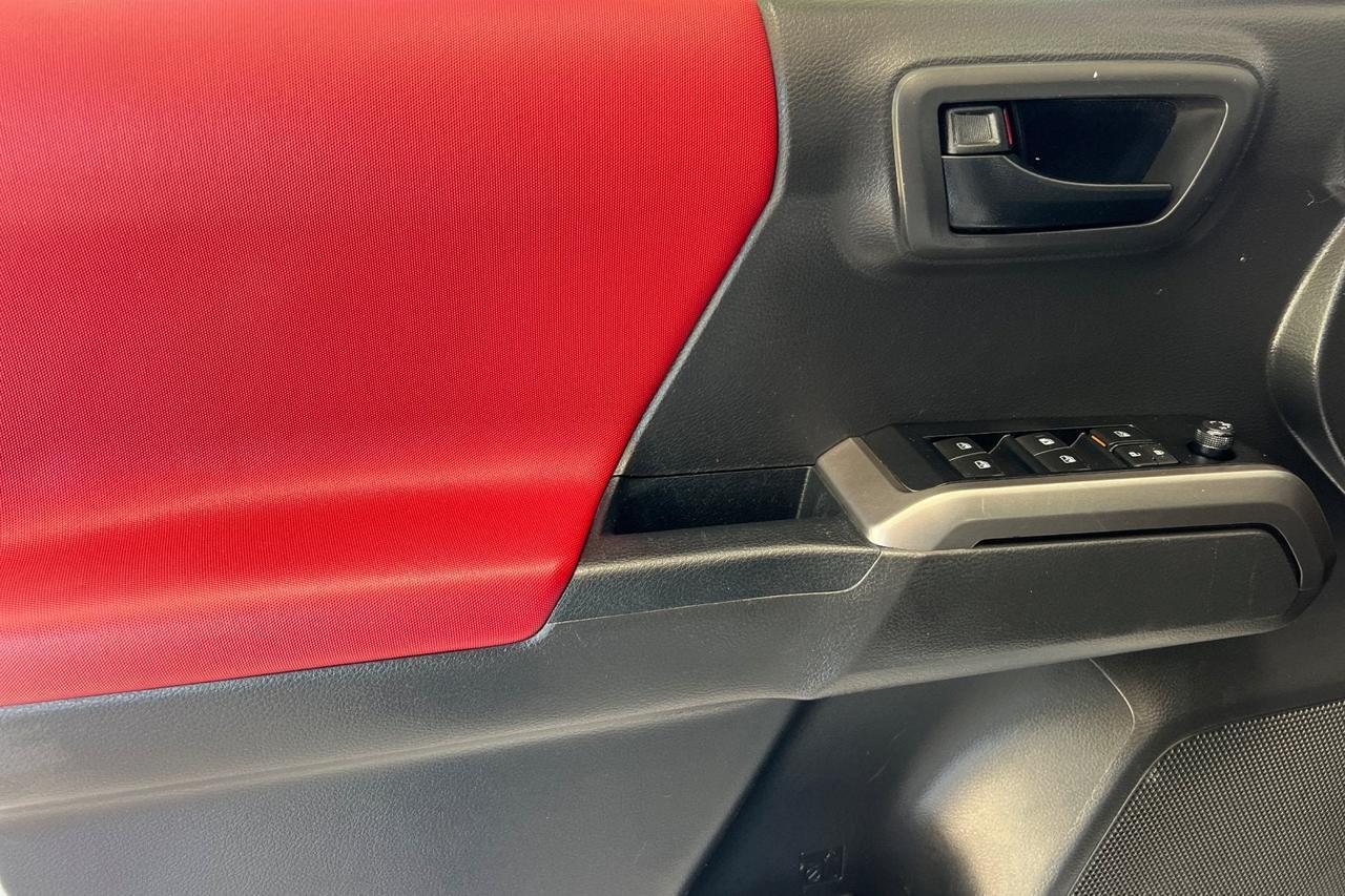 2022 Toyota Tacoma SR5 Roseville CA