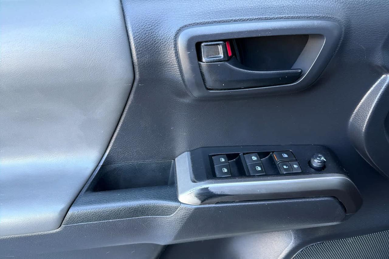 2022 Toyota Tacoma SR5 Roseville CA