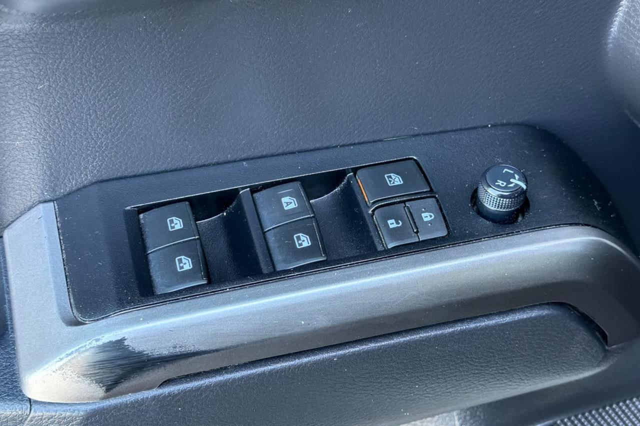 2022 Toyota Tacoma SR5 Roseville CA