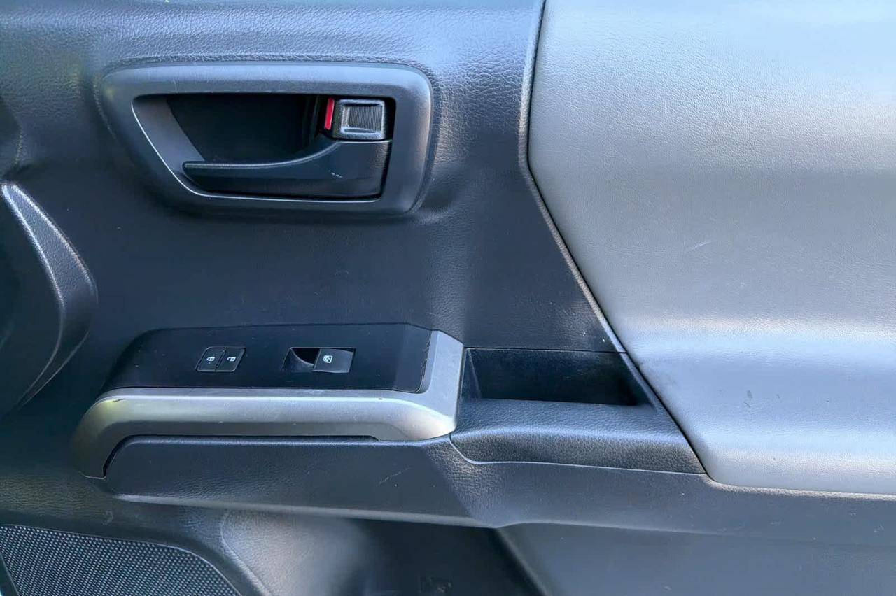 2022 Toyota Tacoma SR5 Roseville CA