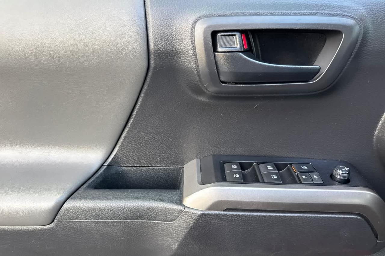 2022 Toyota Tacoma SR5 Roseville CA