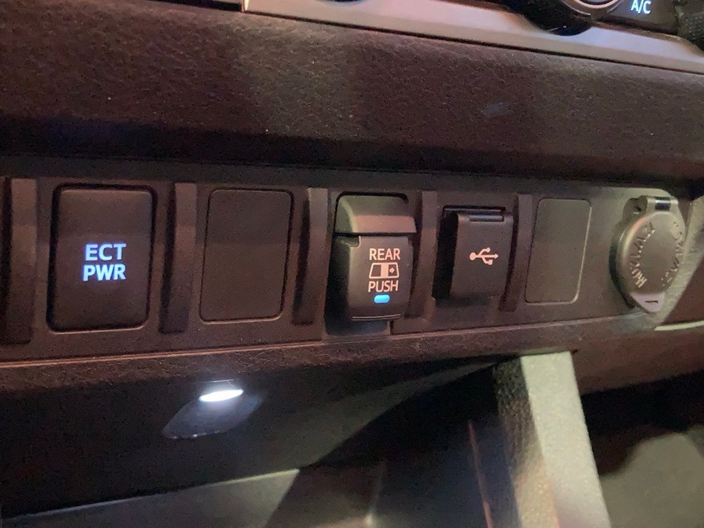 2022 Toyota Tacoma SR5 San Antonio TX