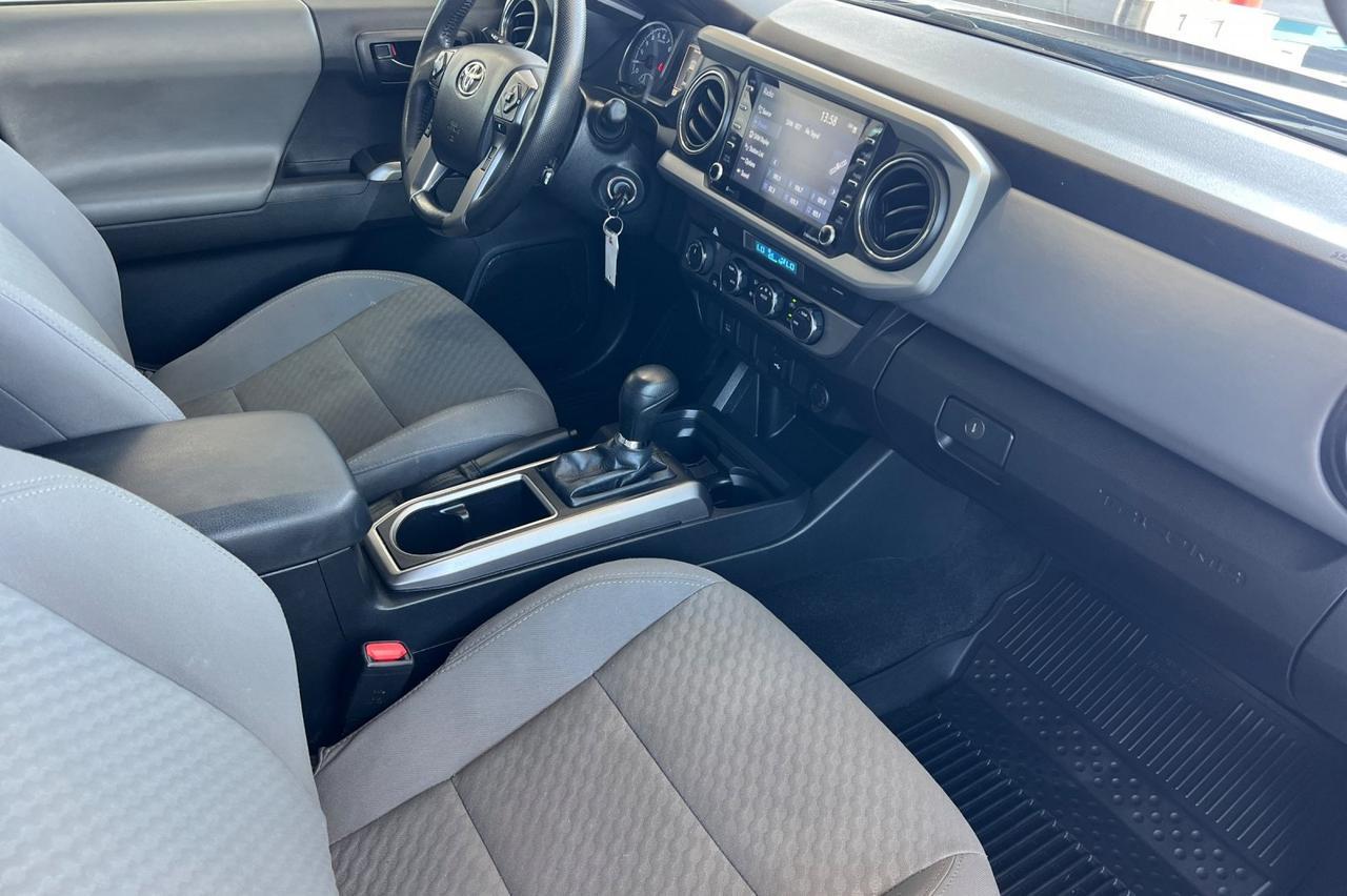 2022 Toyota Tacoma SR5 Ontario OR