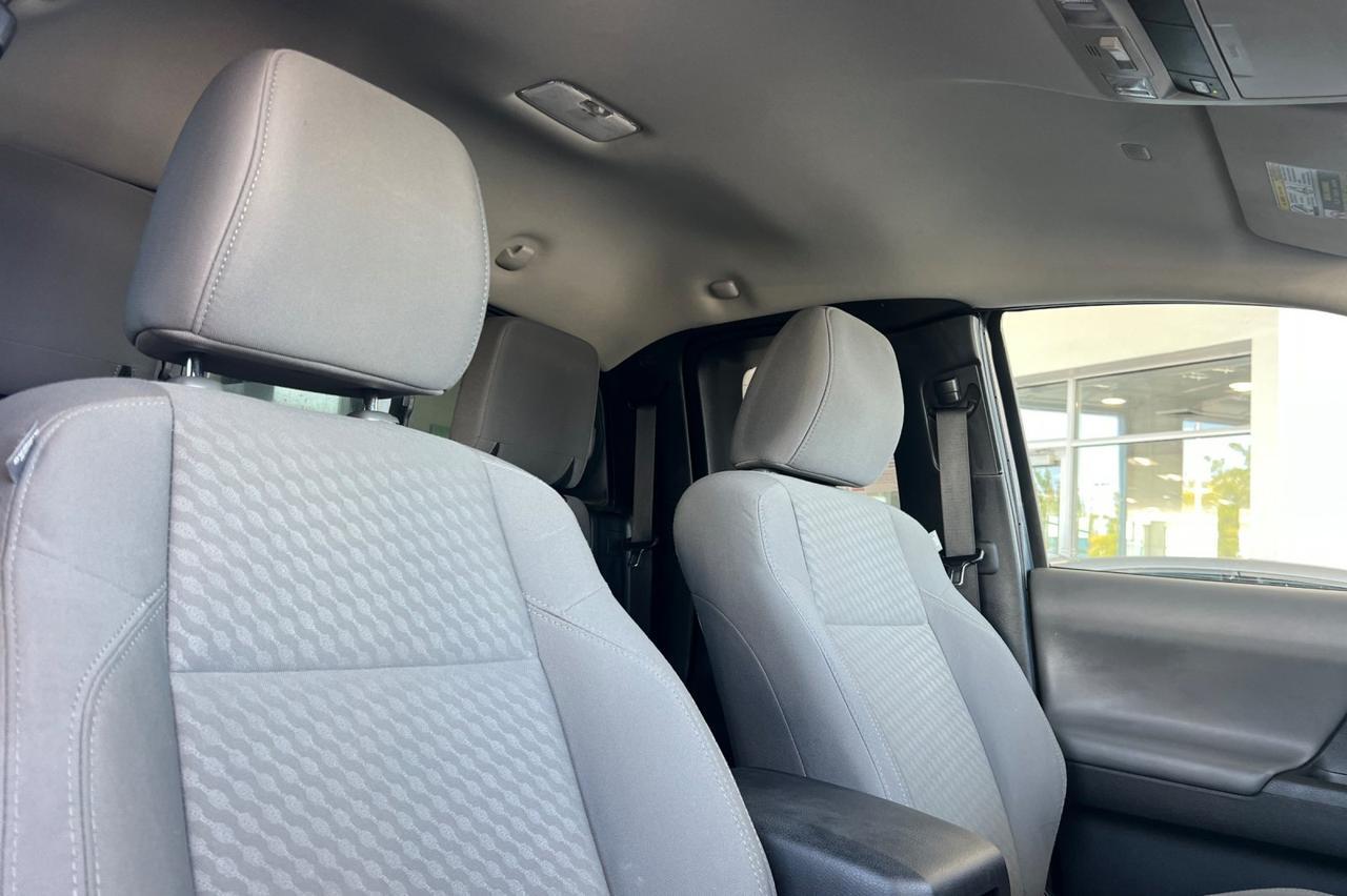 2022 Toyota Tacoma SR5 Ontario OR