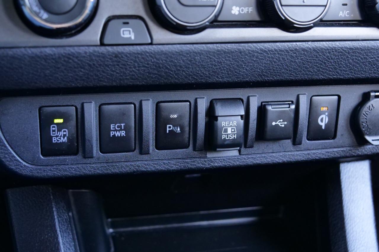 2022 Toyota Tacoma TRD Off Road 4X4 / Roof Ten / Smartcap With Kitchen! Lincolnton NC