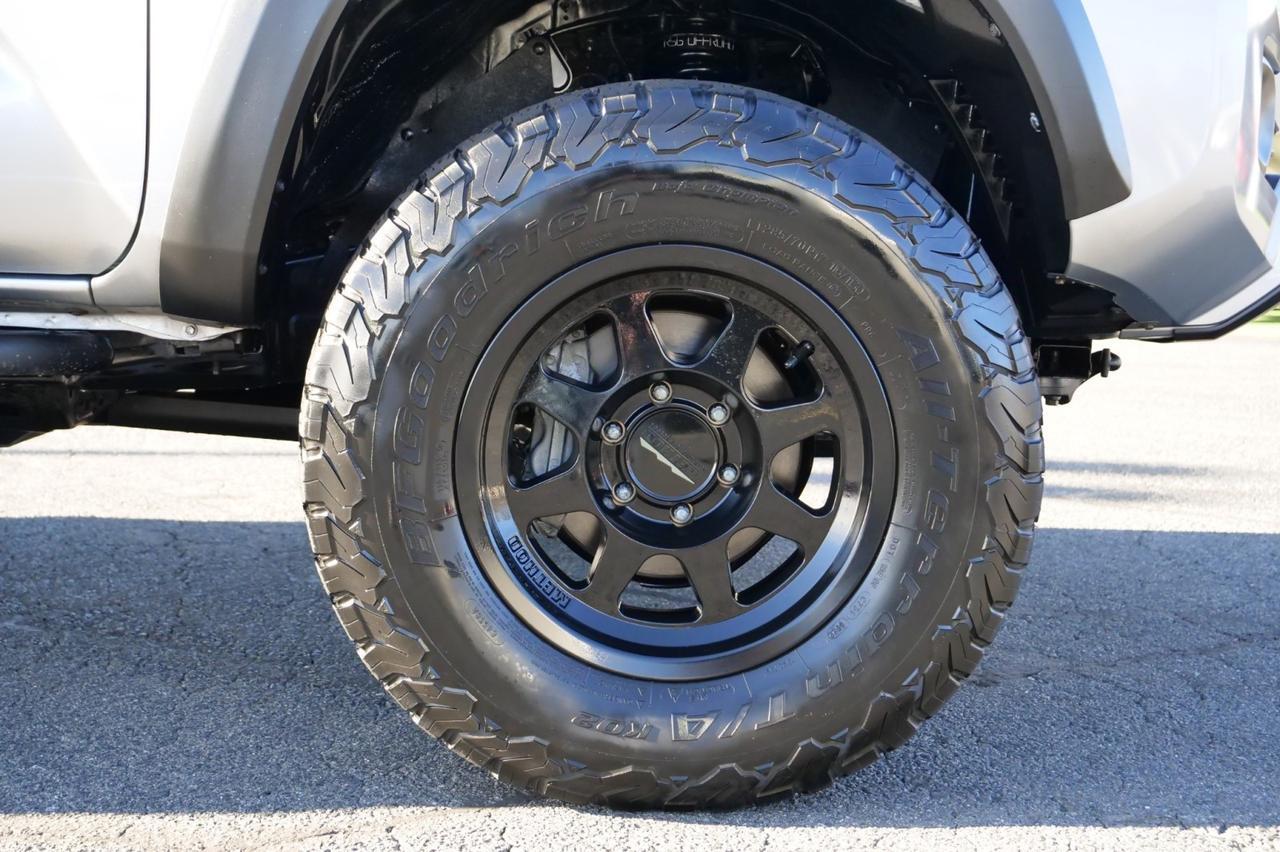 2022 Toyota Tacoma TRD Off Road 4X4 / Roof Ten / Smartcap With Kitchen! Lincolnton NC