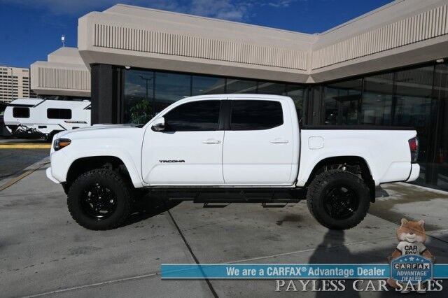 2022 Toyota Tacoma TRD Sport / 4X4 / Lifted / Advance Tech Pkg / Power & Heated Leather Seats / NAV / Sunroof / JBL Speakers / Blind Spot Alert / Lane & Collision Alert / Apple CarPlay & Android Auto / Tonneau Cover / Tow Pkg / 1-Owner Anchorage AK
