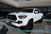 2022 Toyota Tacoma TRD Sport / 4X4 / Lifted / Advance Tech Pkg / Power & Heated Leather Seats / NAV / Sunroof / JBL Speakers / Blind Spot Alert / Lane & Collision Alert / Apple CarPlay & Android Auto / Tonneau Cover / Tow Pkg / 1-Owner