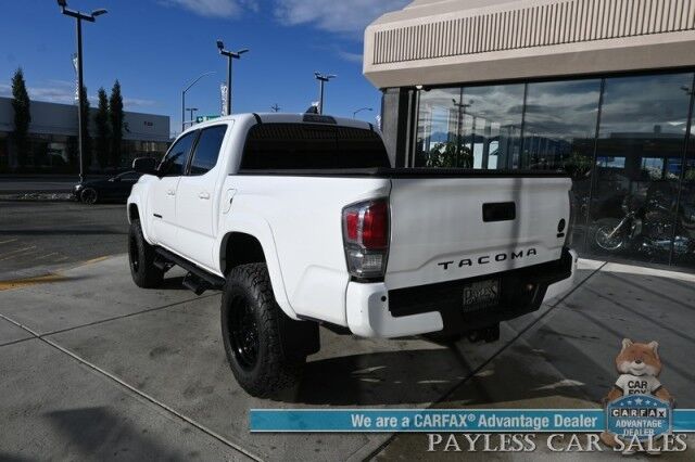 2022 Toyota Tacoma TRD Sport / 4X4 / Lifted / Advance Tech Pkg / Power & Heated Leather Seats / NAV / Sunroof / JBL Speakers / Blind Spot Alert / Lane & Collision Alert / Apple CarPlay & Android Auto / Tonneau Cover / Tow Pkg / 1-Owner Anchorage AK