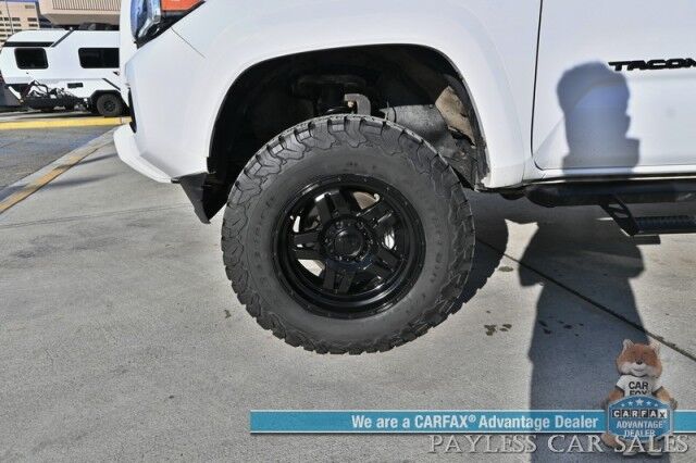 2022 Toyota Tacoma TRD Sport / 4X4 / Lifted / Advance Tech Pkg / Power & Heated Leather Seats / NAV / Sunroof / JBL Speakers / Blind Spot Alert / Lane & Collision Alert / Apple CarPlay & Android Auto / Tonneau Cover / Tow Pkg / 1-Owner Anchorage AK