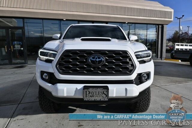 2022 Toyota Tacoma TRD Sport / 4X4 / Lifted / Advance Tech Pkg / Power & Heated Leather Seats / NAV / Sunroof / JBL Speakers / Blind Spot Alert / Lane & Collision Alert / Apple CarPlay & Android Auto / Tonneau Cover / Tow Pkg / 1-Owner Anchorage AK
