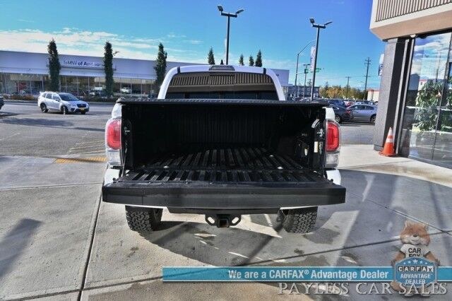 2022 Toyota Tacoma TRD Sport / 4X4 / Lifted / Advance Tech Pkg / Power & Heated Leather Seats / NAV / Sunroof / JBL Speakers / Blind Spot Alert / Lane & Collision Alert / Apple CarPlay & Android Auto / Tonneau Cover / Tow Pkg / 1-Owner Anchorage AK