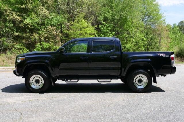 2022 Toyota Tacoma TRD Sport 4X4 / Wheels & Tires Upgrade / Leather Seats! High Point NC
