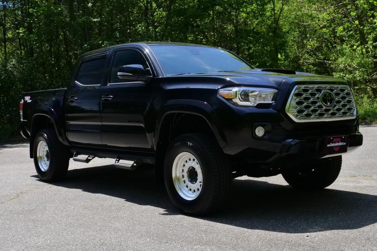 2022 Toyota Tacoma TRD Sport 4X4 / Wheels & Tires Upgrade / Leather Seats! High Point NC