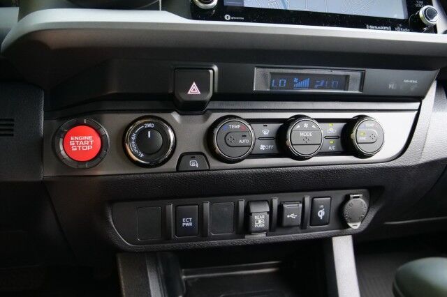 2022 Toyota Tacoma TRD Sport 4X4 / Wheels & Tires Upgrade / Leather Seats! High Point NC