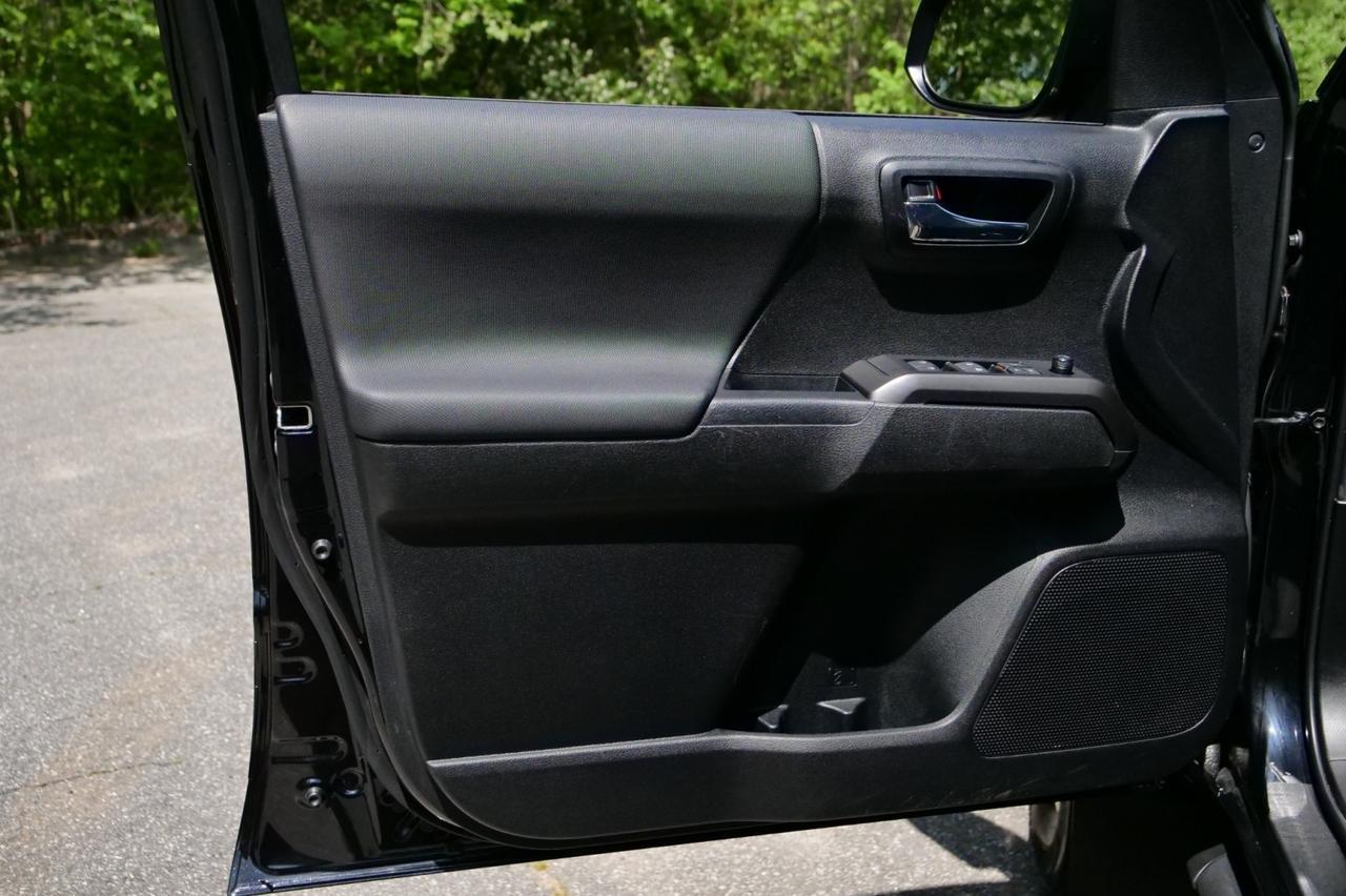 2022 Toyota Tacoma TRD Sport 4X4 / Wheels & Tires Upgrade / Leather Seats! Lincolnton NC