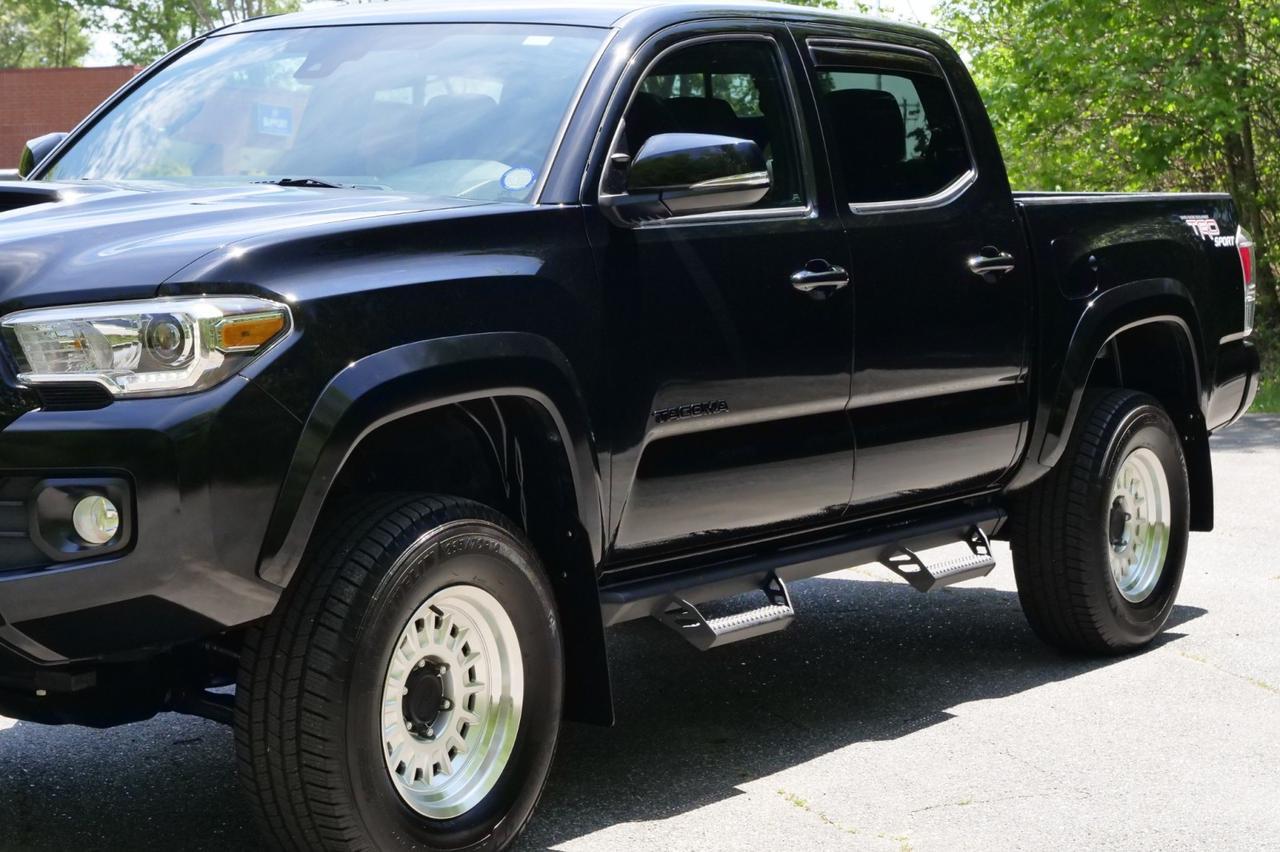 2022 Toyota Tacoma TRD Sport 4X4 / Wheels & Tires Upgrade / Leather Seats! Lincolnton NC