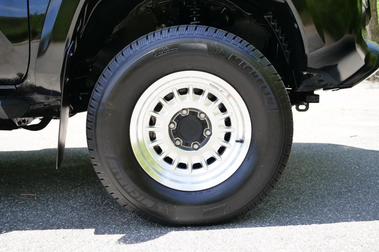 2022 Toyota Tacoma TRD Sport 4X4 / Wheels & Tires Upgrade / Leather Seats! Lincolnton NC