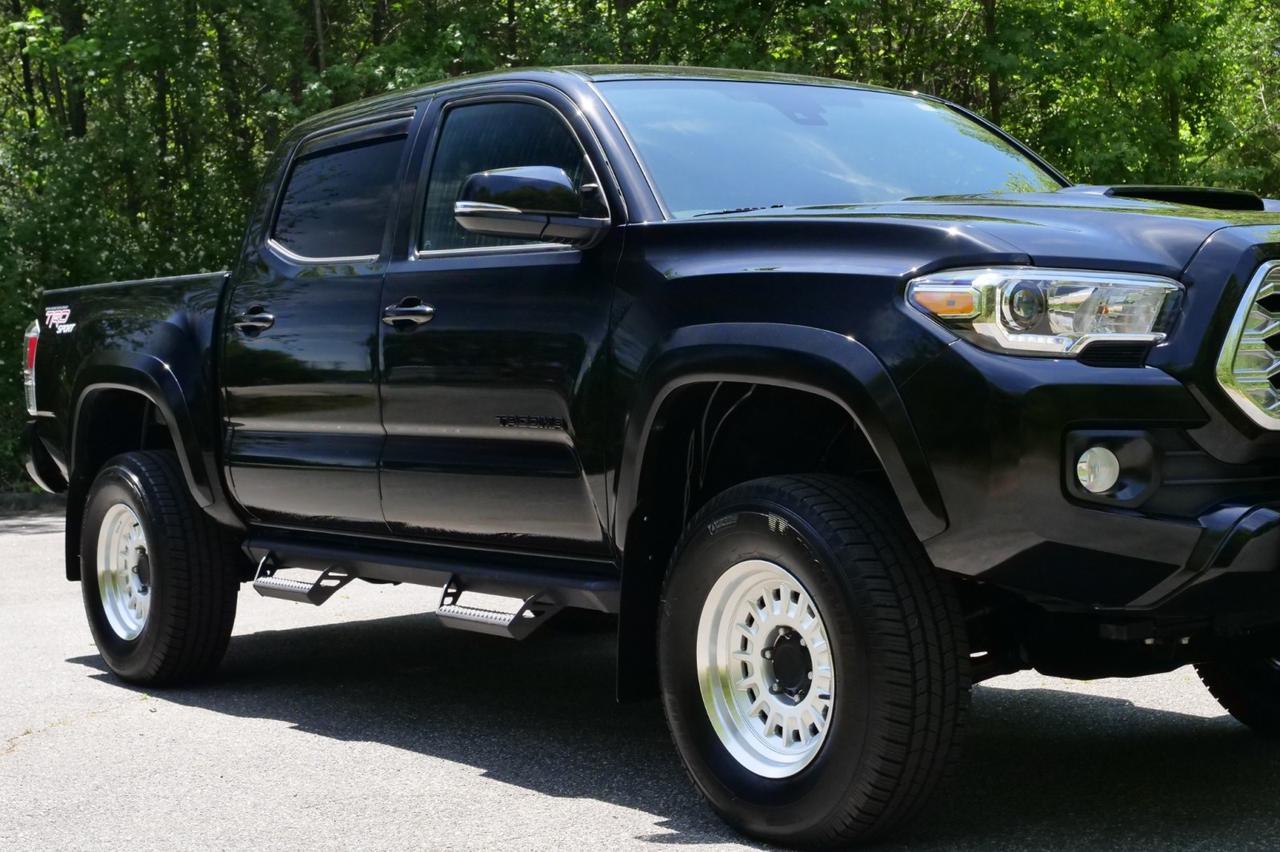 2022 Toyota Tacoma TRD Sport 4X4 / Wheels & Tires Upgrade / Leather Seats! Lincolnton NC