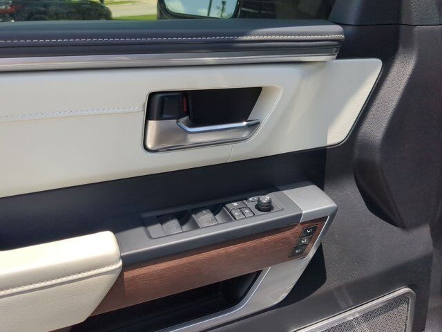 2022 Toyota Tundra 4WD Capstone Hybrid