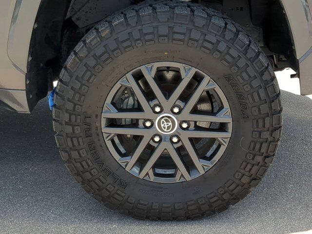 2022 Toyota Tundra 4WD Capstone Hybrid