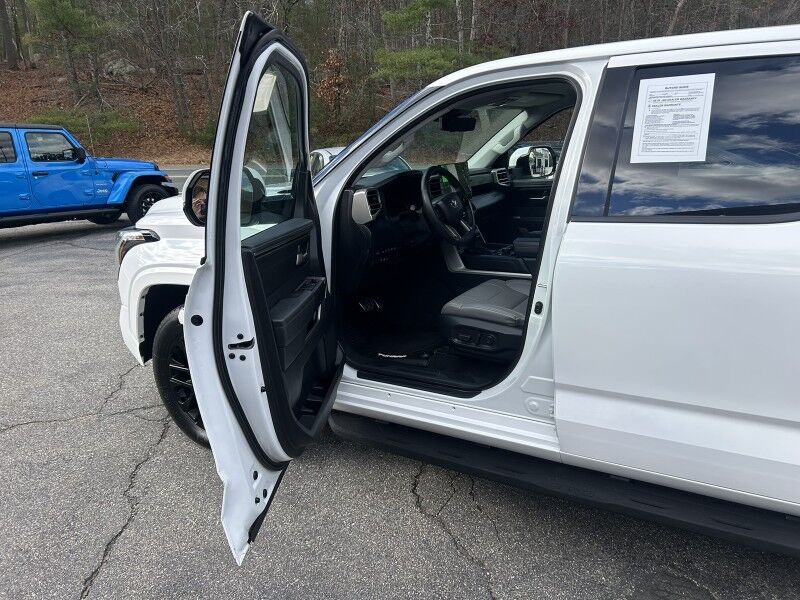 2022 Toyota Tundra 4WD SR5 - TRD SPORT PREMIUM - 1 OWNER Whitinsville MA